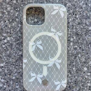 cutie white lace and bow pattern iPhone 15 case